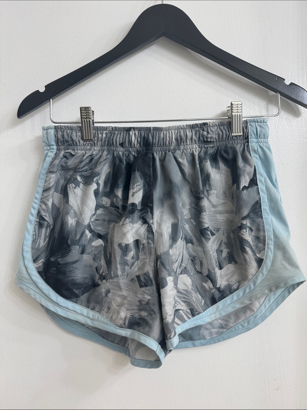 Nike Light Blue & Gray Printed Women's Athletic Shorts